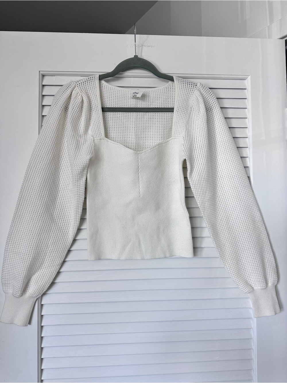 Aritzia Wilfred White Puff-Sleeve New Chance Sweater M